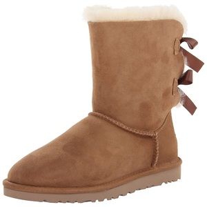 UGG Chestnut Bailey Bow Boots